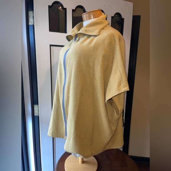 Lost Petal Linens zip up short sleeve top. For women. Mustard color. One size - Picture 3 of 10